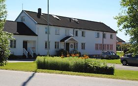 Grong Gard Guesthouse